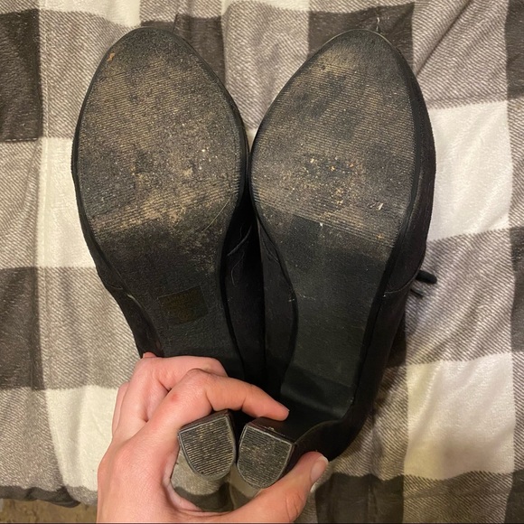 Black lace up heels - Picture 3 of 7